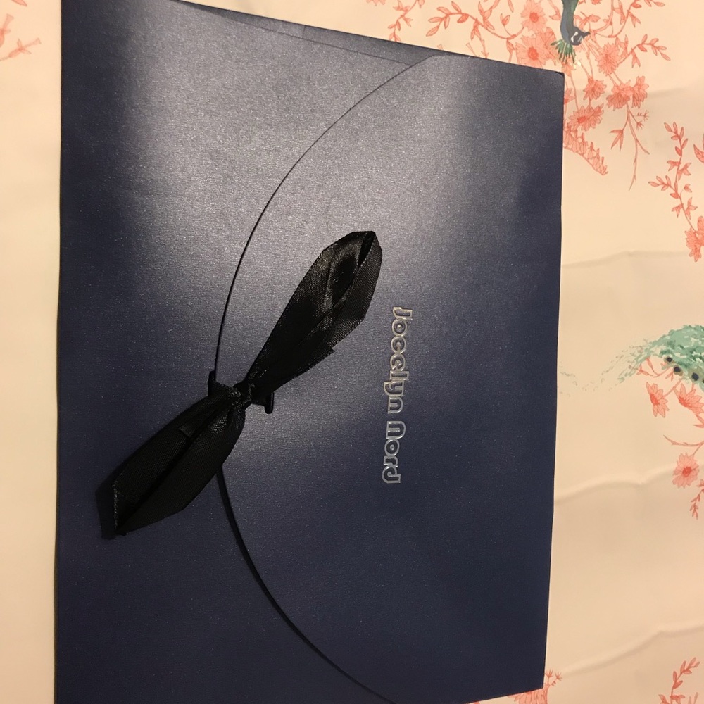 Jocelyn Nord 100% Silk scarf - Picture 3 of 3